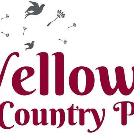 Harvest 12 Lodge, Yellowtop Country Park