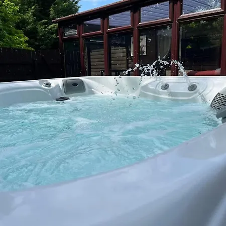 Harvest 12 - Yellowtop Country Park - Hot Tub - Yorkshire فيلة *