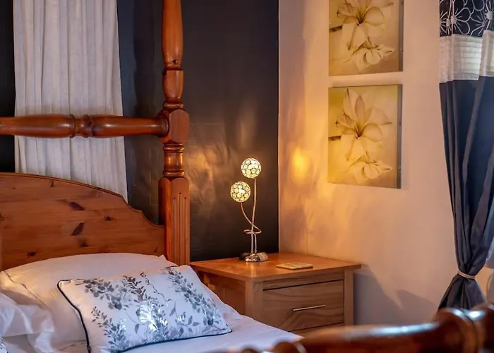 Harvest 12 - Yellowtop Country Park - Hot Tub - Yorkshire